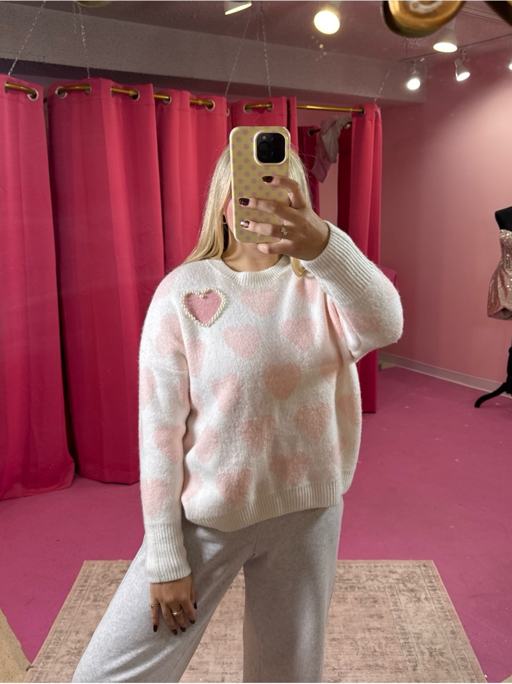 Vince Camuto Cream & Pink Heart Crewneck Sweater